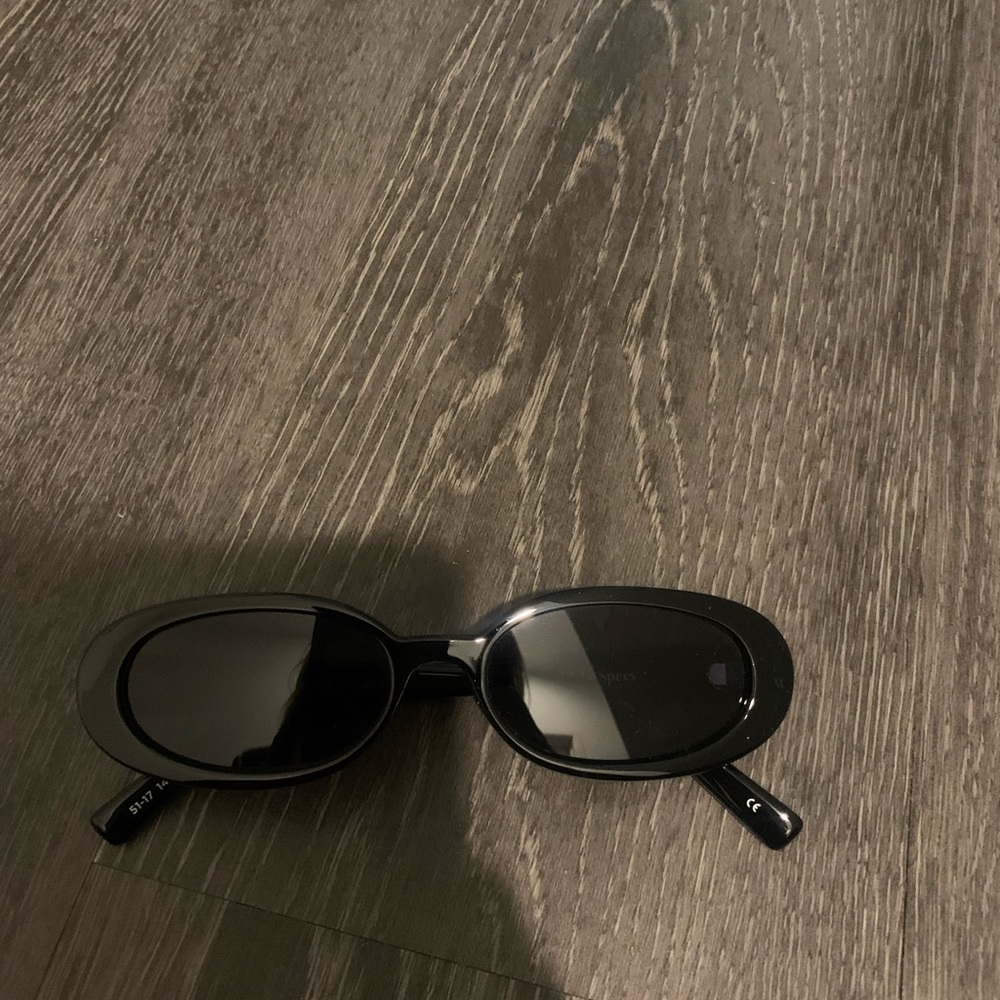 Le specs sunglasses